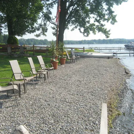 Serenity On The Lake Auburn Exterior photo